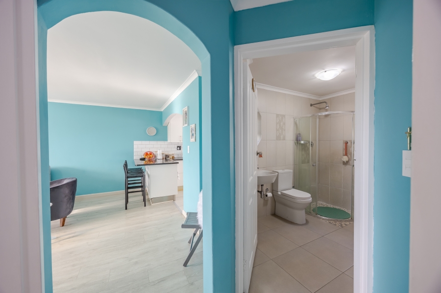 2 Bedroom Property for Sale in Lakeside Western Cape